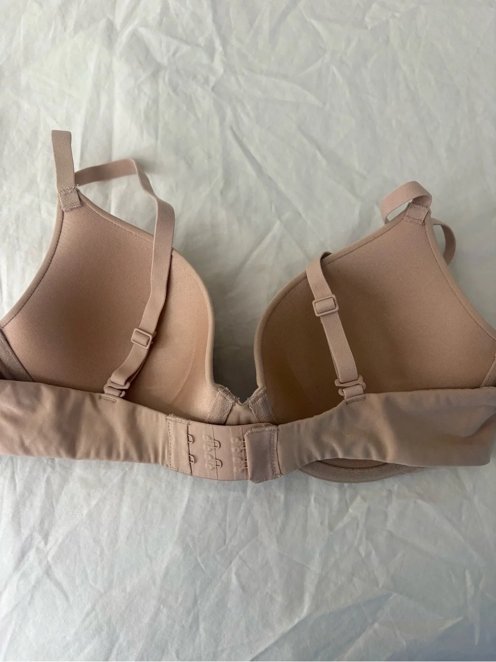 Skims Fits Everybody T-Shirt Bra, Clay size 34B - Picture 3 of 5